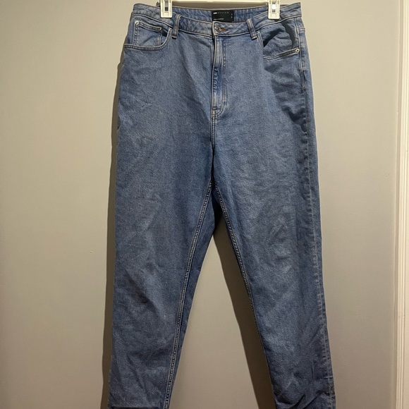 ASOS hourglass high rise mom jeans - Picture 4 of 6